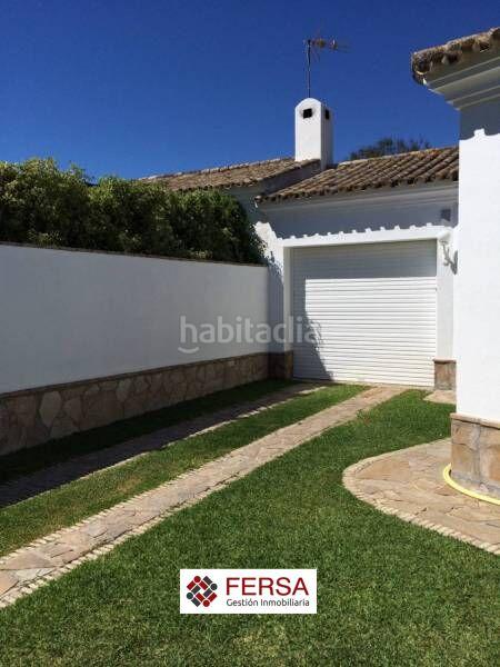 Foto fa904d1d-0162-41cf-86a4-b2dbb8f8aa26. Affitto chalet con parcheggio piscina in Vistahermosa Puerto de Santa María (El)