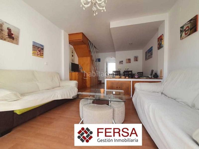 Foto 5478a1e3-ddd6-4928-87eb-6a125c3c5a59. Location duplex avec parking dans Cuatro Pinos - El Carmen Puerto de Santa María (El)
