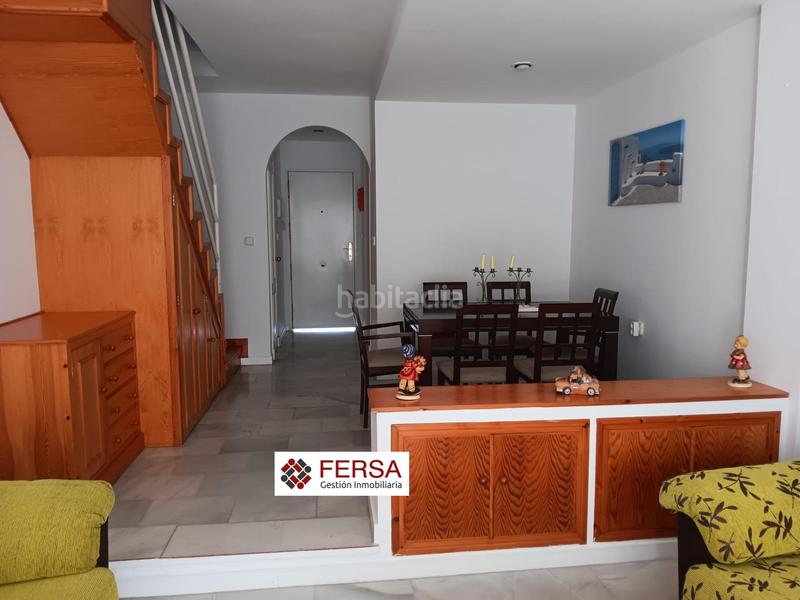 Foto bdc5f053-fc7f-4cbd-a343-62397df1b177. Location duplex avec parking dans Cuatro Pinos - El Carmen Puerto de Santa María (El)