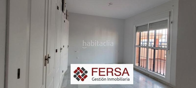 Foto a7e2f00d-a526-4802-910e-cd74f9d86923. Location attique avec parking dans El Juncal - Vallealto Puerto de Santa María (El)