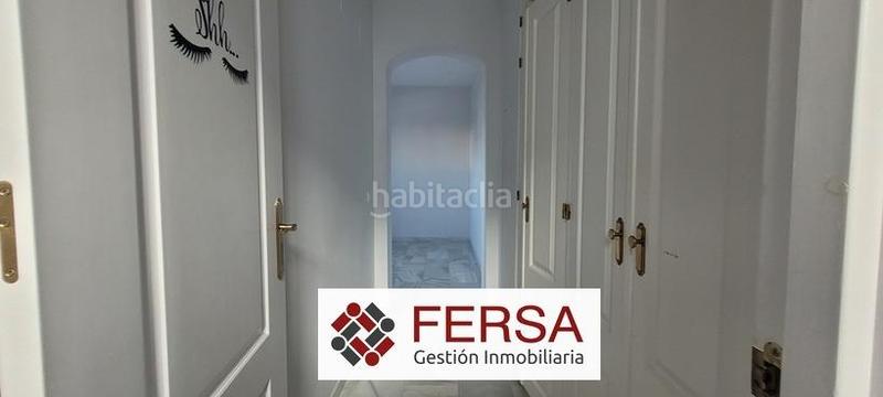 Foto c6e68f34-ab8c-4f5c-ae18-f0ee92a4d76b. Location attique avec parking dans El Juncal - Vallealto Puerto de Santa María (El)