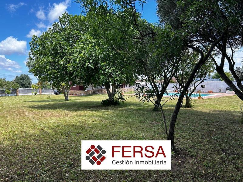 Foto b0dd93a2-7ebe-42b5-af7f-92484cf17305. Xalet amb calefacció aparcament piscina a Carretera de Sanlúcar - Sudamérica Puerto de Santa María (El)