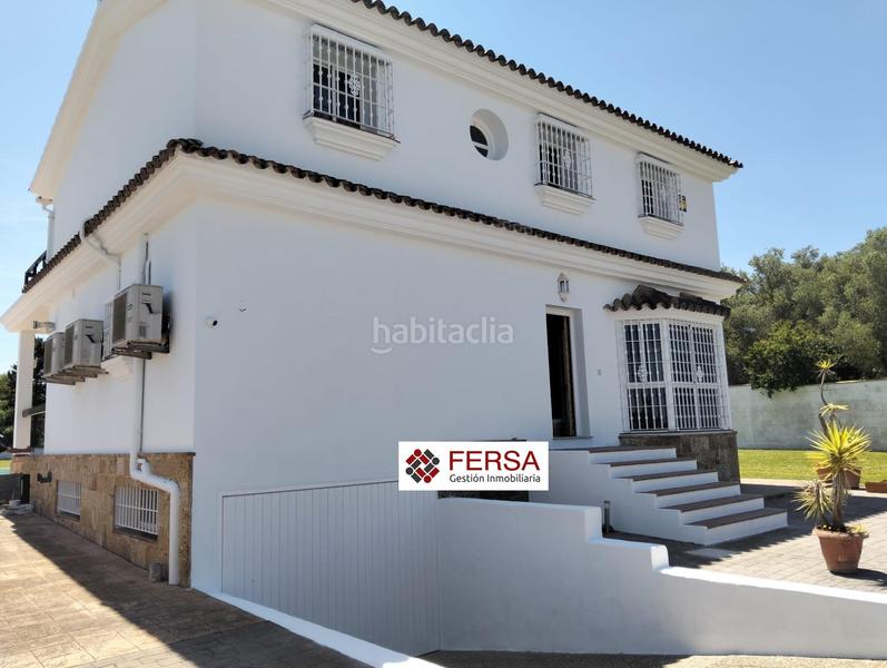 Foto ba8fd739-3037-4f43-9b4f-1b2a8ae2268c. Xalet amb calefacció aparcament piscina a Carretera de Sanlúcar - Sudamérica Puerto de Santa María (El)