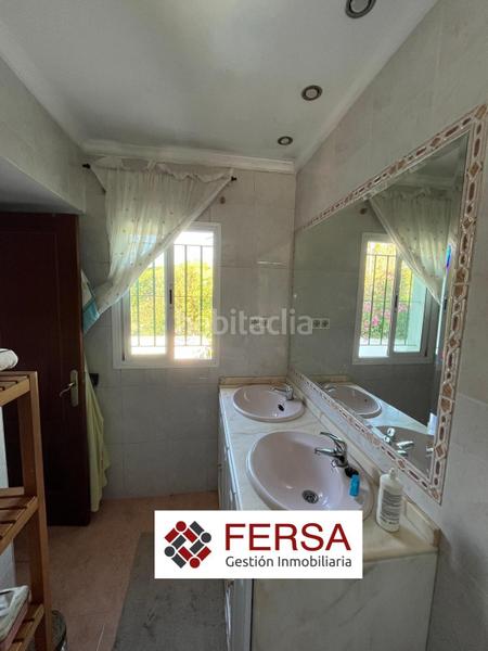 Foto 2c4b773c-2bc2-4f3a-bbdc-44bcc2f7b70d. Doppelhaus mit parking pool in El Manantial Puerto de Santa María (El)