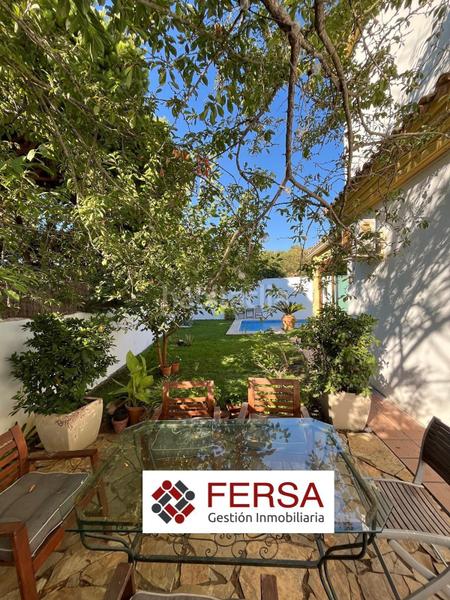 Foto 3a45e8bf-bf51-4290-8736-8ea23c7c3815. Doppelhaus mit parking pool in El Manantial Puerto de Santa María (El)