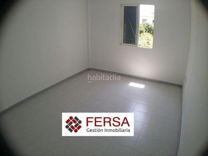 Foto ce7d7f3c-7db2-4259-93e5-b1e0639deb58. Casa adosada fersa inmobiliaria vende en exclusiva unifamiliar en urbanizacion en El Manantial en Puerto de Santa María (El)