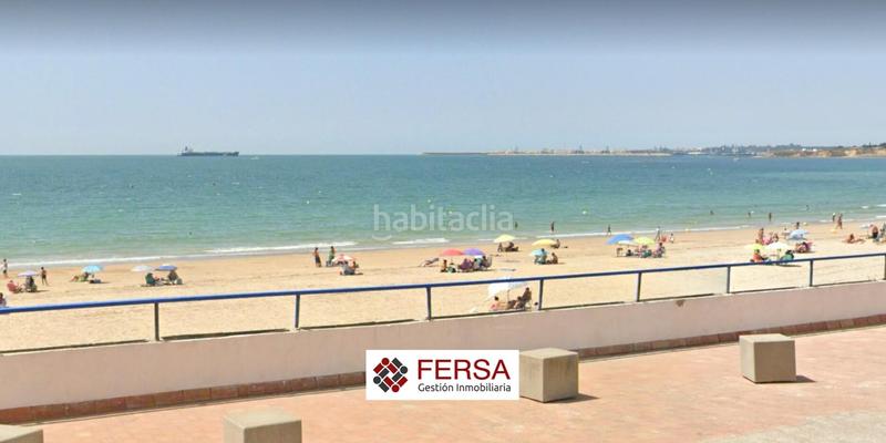 Foto d14446cc-c925-4784-911c-02783187f460. Casa adosada fersa inmobiliaria vende en exclusiva unifamiliar en urbanizacion en El Manantial en Puerto de Santa María (El)