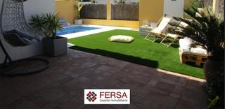 Casa pareada en Fuentebravía. Venta pareado con piscina privada