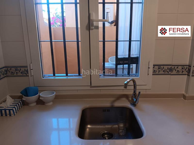 Foto fac66d63-0060-4ddb-bdb7-ca2454649ded. Alquiler casa pareada precioso chalet pareado en la zona El Ancla temporada escolar en Puerto de Santa María (El)