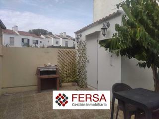 Location Maison jumelée à El Juncal - Vallealto. Alquiler larga duración de adosado en vallealto