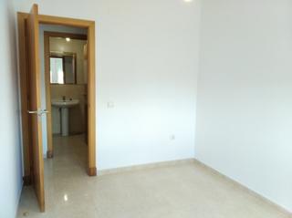 Location Appartement à Soto de Vistahermosa. Piso en urbanización cerrada. fersa inmobiliaria comercializa en