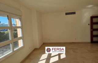 Etagenwohnung in Astilleros - La Paz  - Loreto - El Corte Inglés. Estupendo piso en cadiz capital