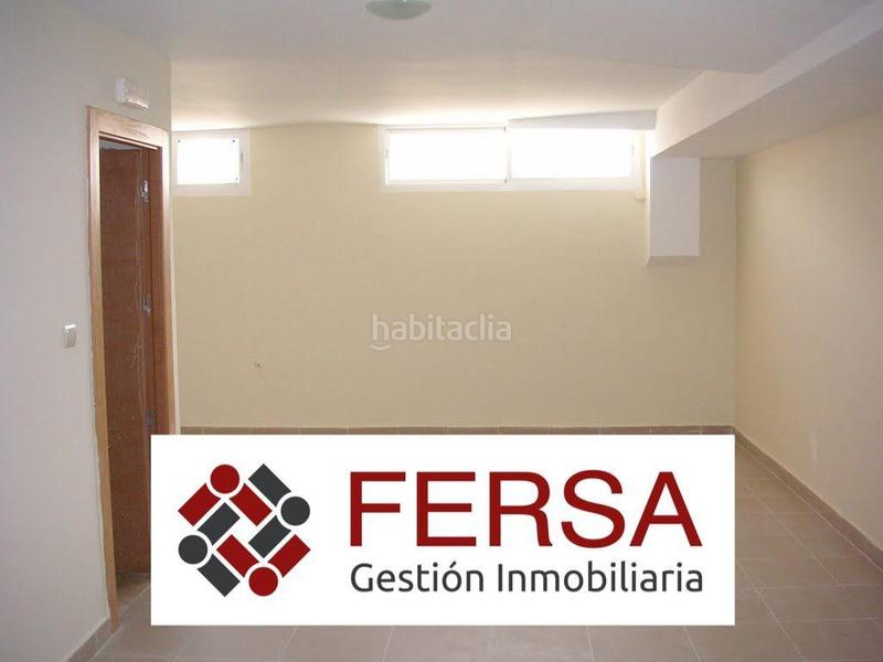 Foto 0716b976-9a5d-42f0-8cd4-eb886336c60a. Alquiler casa adosada adosado en alquiler junto al lago de torrox en Jerez de la Frontera