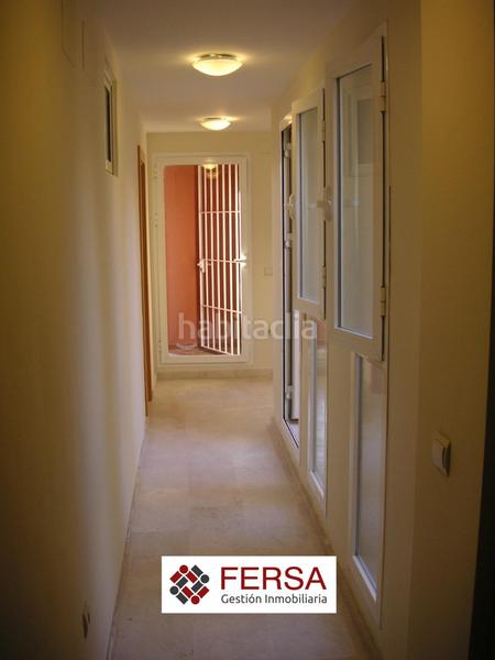 Foto 11ac9a4e-afad-46b1-8259-72ebdfa232ec. Lloguer casa adossada amb aparcament piscina a Puertas del sur - Guadabajaque Jerez de la Frontera