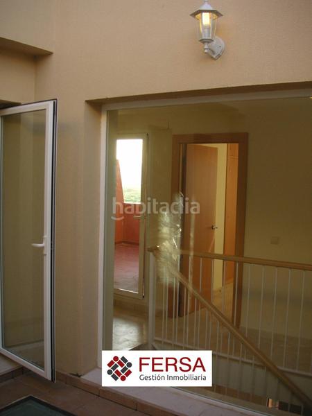 Foto e1706ce3-1901-46ef-a2d8-d66db15409c1. Lloguer casa adossada amb aparcament piscina a Puertas del sur - Guadabajaque Jerez de la Frontera