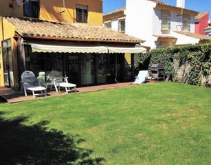 Chalet en Fuentebrava. Chalet independendiente en fuentebravia.