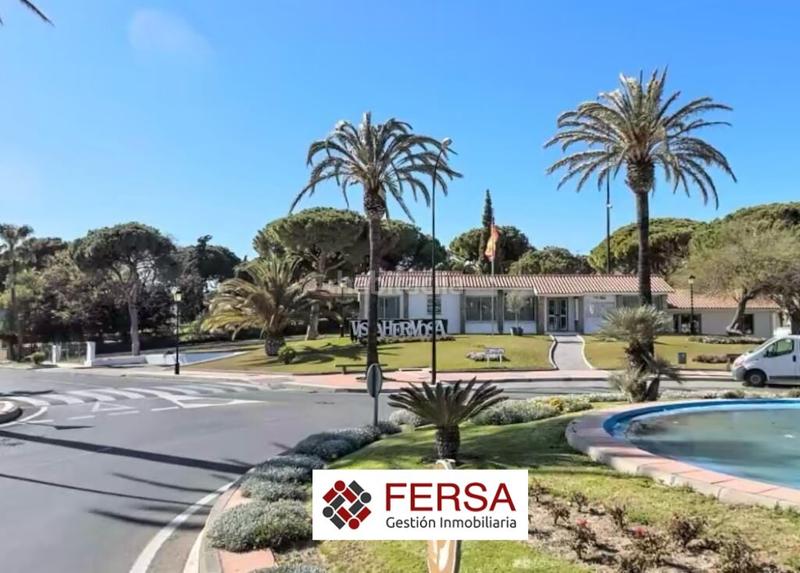 Foto 769ac39b-3d8d-46fd-b421-bce8e8b122b5. Chalet avec parking dans Vistahermosa Puerto de Santa María (El)