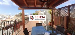 Attique à Casco Histórico - Ribera del Marisco. Atico duplex en casco historico con trastero