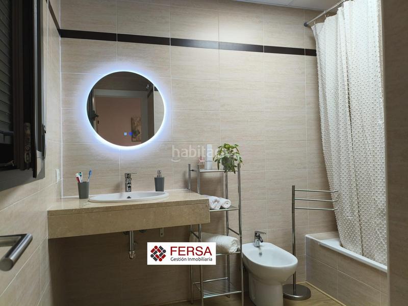 Foto d51fe0ed-cd39-4fe8-8ed2-fdbf3cea6f5a. Location appartement avec parking dans Centro Puerto de Santa María (El)