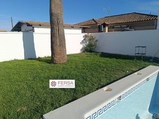 Lloguer Xalet a Carretera de Sanlúcar - Sudamérica. Chalet en alquiler para trabajadores de empresa