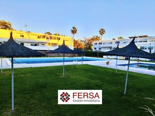 Affitto Appartamento in El Juncal - Vallealto. Piso en alquiler en vallealto  piscina comunitaria