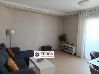 Lloguer Pis a Centro. Alquiler anual piso sin amueblar con garaje en  zona residencial