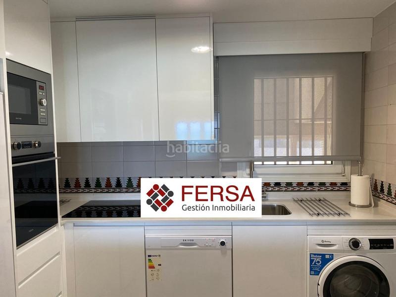 Foto bfd52729-11b5-4a11-b3a0-1ae575bef59a. Affitto appartamento con parcheggio in Fuentebravía Puerto de Santa María (El)