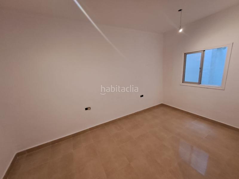 Foto 0d7beaed-4089-4665-a2ae-539fc517ce7b. Piso amplio piso en casco antiguo en Centro Histórico Cádiz