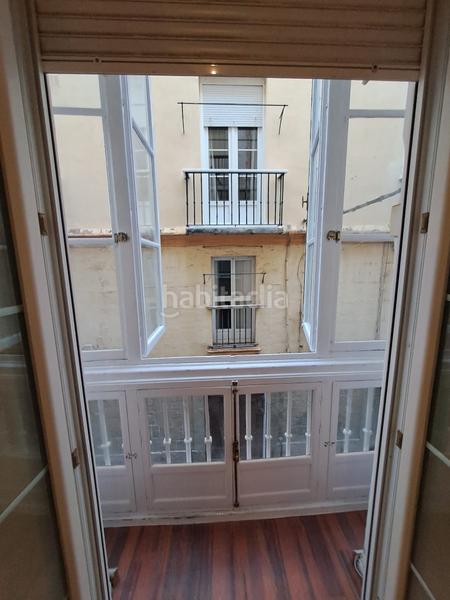 Foto 0e67b92c-298b-4bff-b1d4-070b7697067b. Piso amplio piso en casco antiguo en Centro Histórico Cádiz