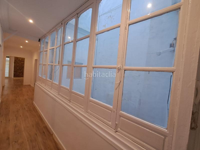 Foto 89dcd9af-7127-4737-a877-ba1e4b43b219. Piso amplio piso en casco antiguo en Centro Histórico Cádiz