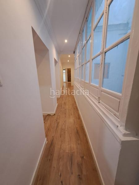 Foto f3e57221-4b44-4c3c-9539-866f8e681c32. Piso amplio piso en casco antiguo en Centro Histórico Cádiz
