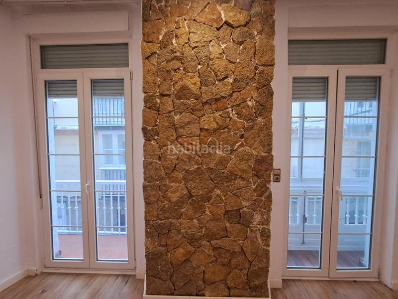 Foto fc982755-805b-4a68-b1ff-7bc48f14e37b. Piso amplio piso en casco antiguo en Centro Histórico Cádiz