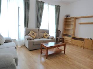 Piso  Calle cervantes. Una joya oculta en el casco histórico