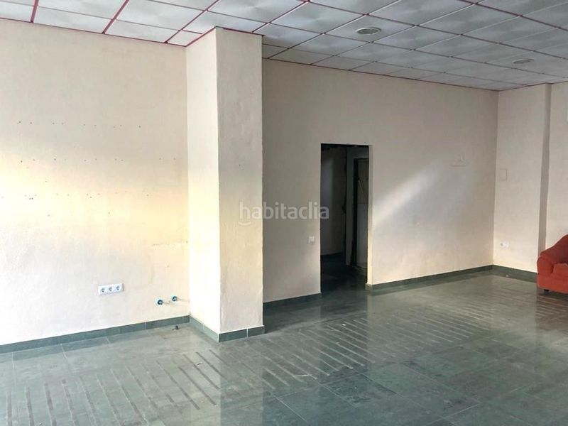 Foto 6c8cff77-d97e-45b0-8dc8-c4f42c4f2b18. Local comercial a Benalup
