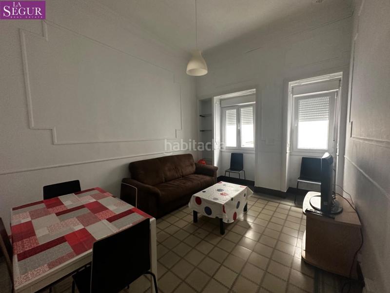 Foto b6bb8653-1d15-473f-b74f-95cfa08937f8. Flat in Alameda - Mentidero - Teatro Falla Cádiz