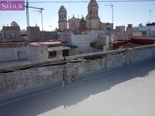 Edifici a Centro Histórico. Finca en venta centro de cádiz