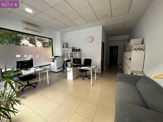 Lloguer Local Comercial a Paseo Marítimo - San José - La Laguna. Local comercial en avenida- la laguna