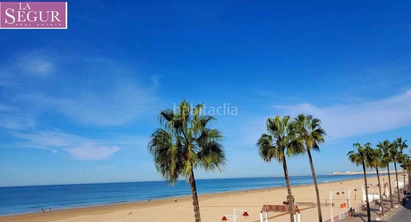 Foto 2ecc649f-b070-4b05-b389-d5037e3255d4. Piso amplio piso en paseo marítimo en Paseo Marítimo - San José - La Laguna Cádiz