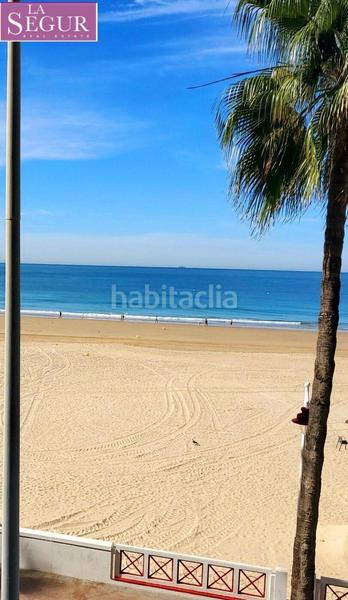 Foto 46a4b6f9-50c0-4ed3-9f07-d07edc76d1fa. Piso amplio piso en paseo marítimo en Paseo Marítimo - San José - La Laguna Cádiz