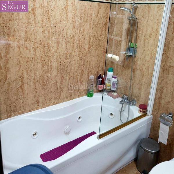 Foto 56b8f66c-a5af-4518-aa4a-0bbfbed7ef0e. Piso amplio piso en paseo marítimo en Paseo Marítimo - San José - La Laguna Cádiz