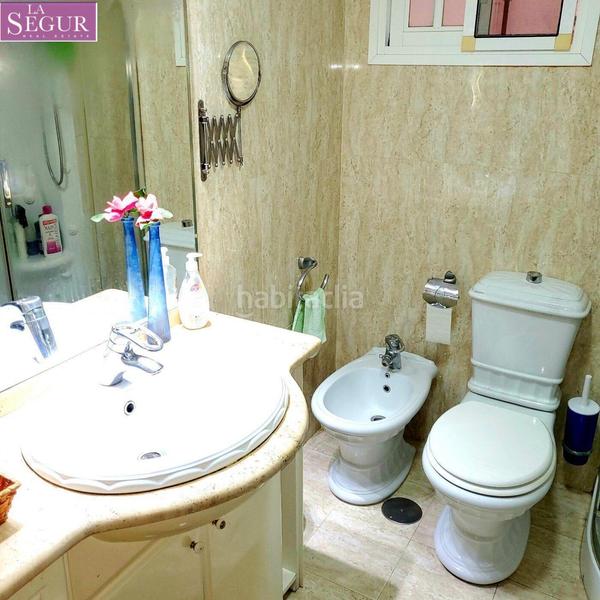 Foto 87fddbc5-76c3-4838-9d48-bc948b144761. Piso amplio piso en paseo marítimo en Paseo Marítimo - San José - La Laguna Cádiz