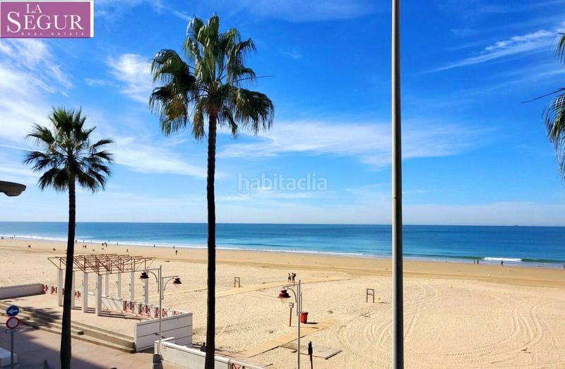 Foto 8c5905b1-c2ba-427d-b297-f8210f4d65cb. Piso amplio piso en paseo marítimo en Paseo Marítimo - San José - La Laguna Cádiz