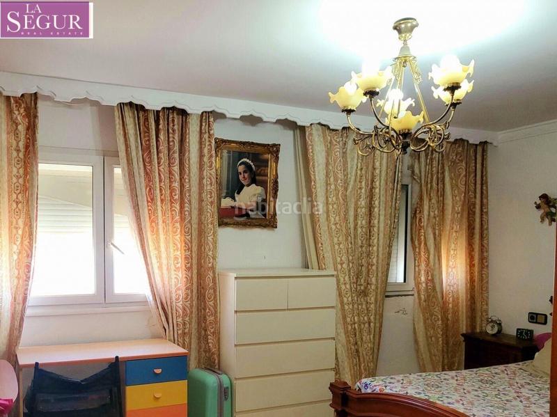 Foto 933fbb98-8be1-4ee0-ae84-f4b5b45762dd. Piso amplio piso en paseo marítimo en Paseo Marítimo - San José - La Laguna Cádiz