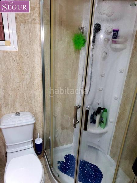 Foto f627ba71-e548-485c-9c7f-e5e5aaa3b19d. Piso amplio piso en paseo marítimo en Paseo Marítimo - San José - La Laguna Cádiz