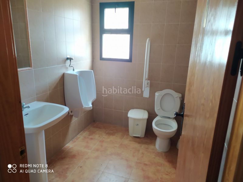 Foto 21f4ce70-bbf0-4b0a-9b4b-2d219b98cebc. Local comercial estupendo negocio en Los Caños de Meca en Barbate