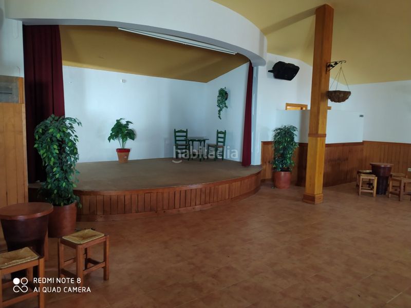 Foto 4b7bd7ff-6ac3-431d-8e08-cda42f898915. Local comercial estupendo negocio en Los Caños de Meca en Barbate