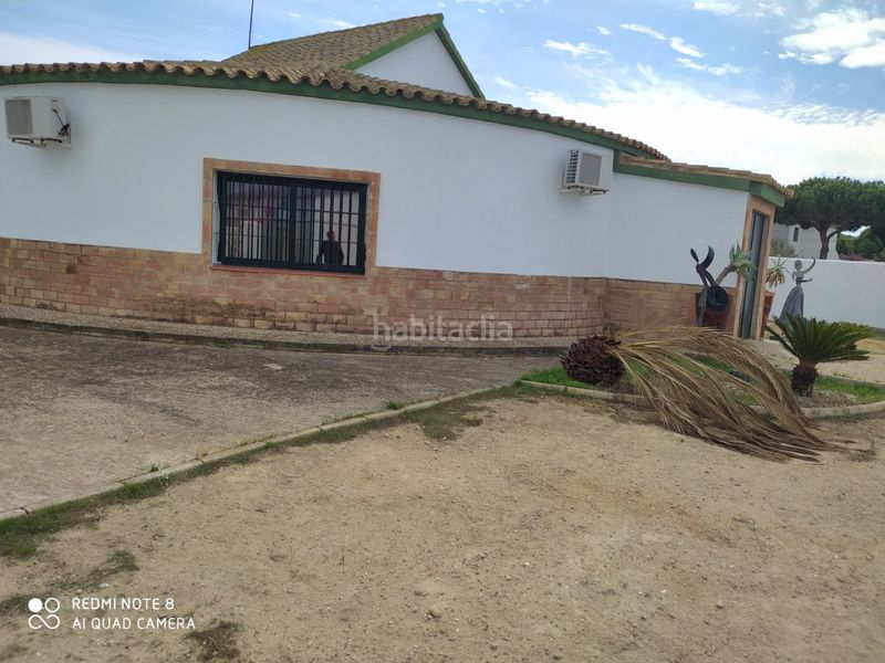 Foto a15ef92d-baec-4335-862c-ecb414f25d48. Local comercial estupendo negocio en Los Caños de Meca en Barbate