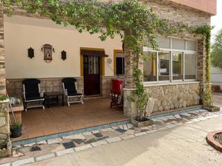 Masia a Vejer. Casa con terreno rústico muy cercana a vejer de la frontera