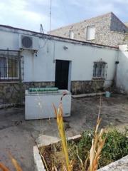 Local Comercial a Vejer. Local con licencia y vivienda.