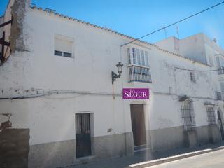 Maison à Medina - Sidonia. Excelente plan para inversión.